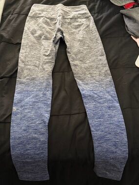 Women lululemon size 4 Ombre Gray to Blue Active Leggings